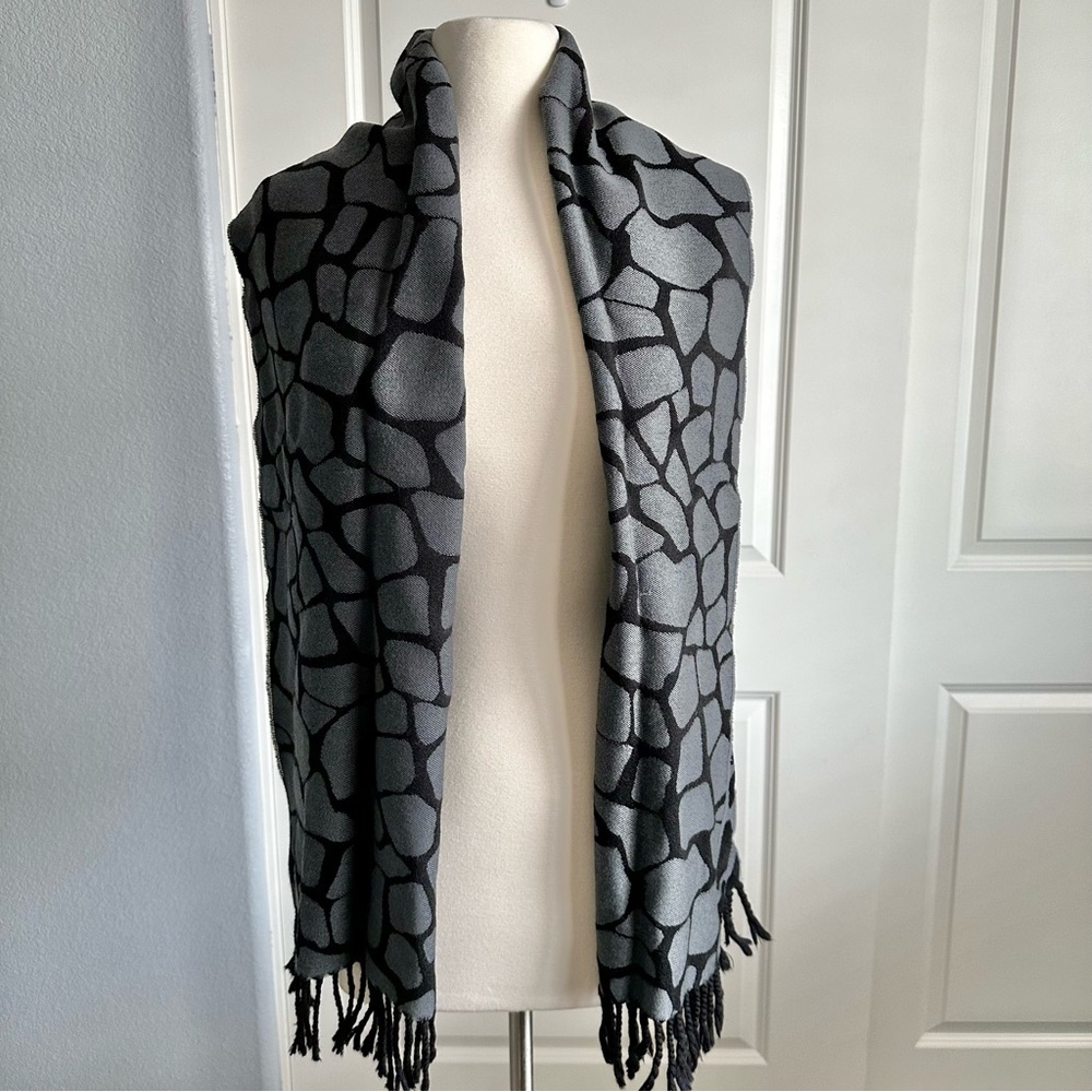 Cecchi e Cecchi Wool Scarf